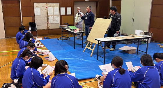 ものづくりマイスター派遣事業(横浜市立六浦中学校)実施報告1
